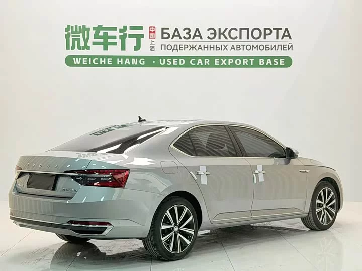 Skoda SuperB