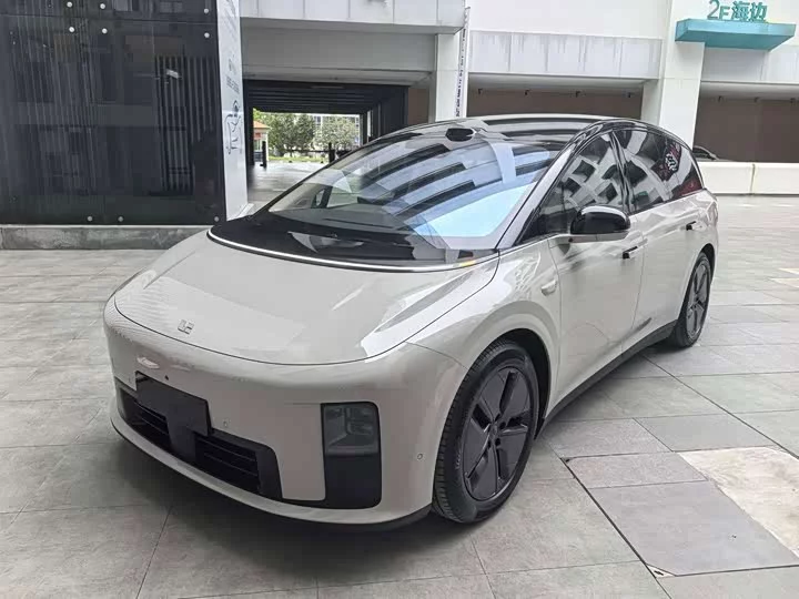 Li Ideal i8