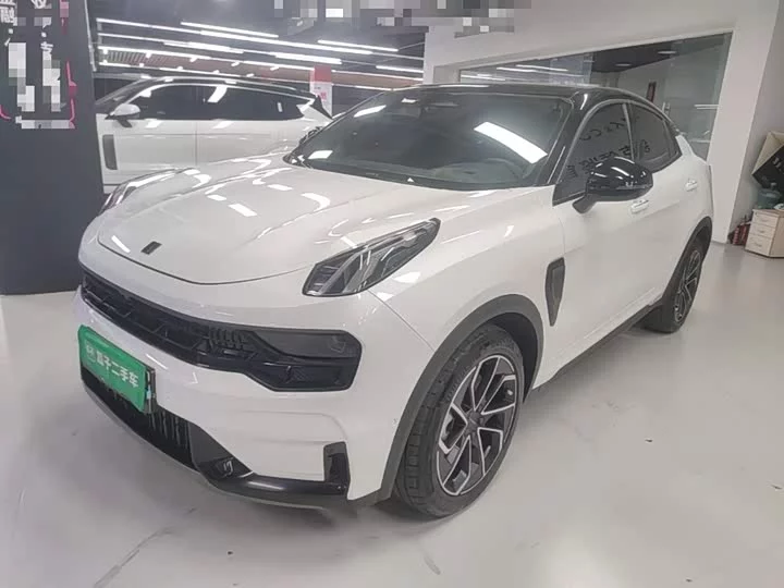 Lynk & Co 05 EM-P