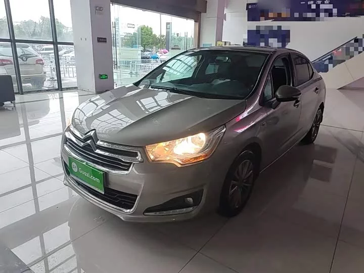 Citroën C4L