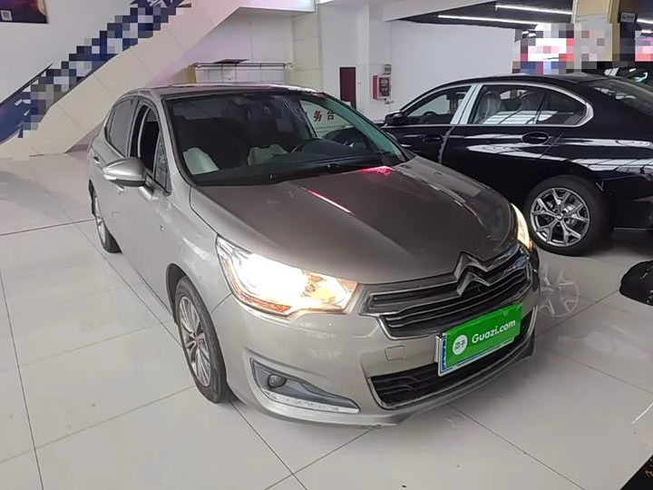 Citroën C4L