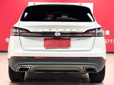 Lincoln Voyager