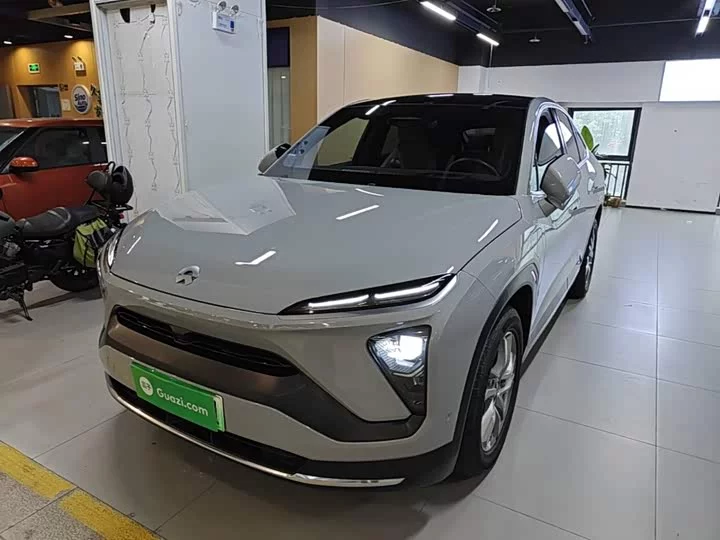 NIO EC6