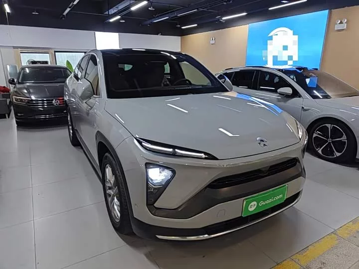 NIO EC6