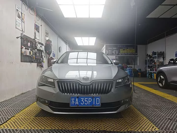 Skoda SuperB