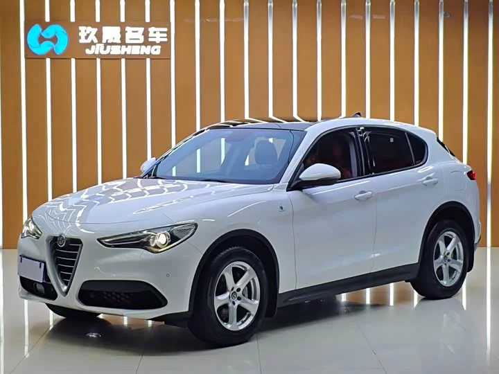 alfa romeo Stelvio