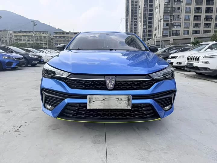 Roewe i5