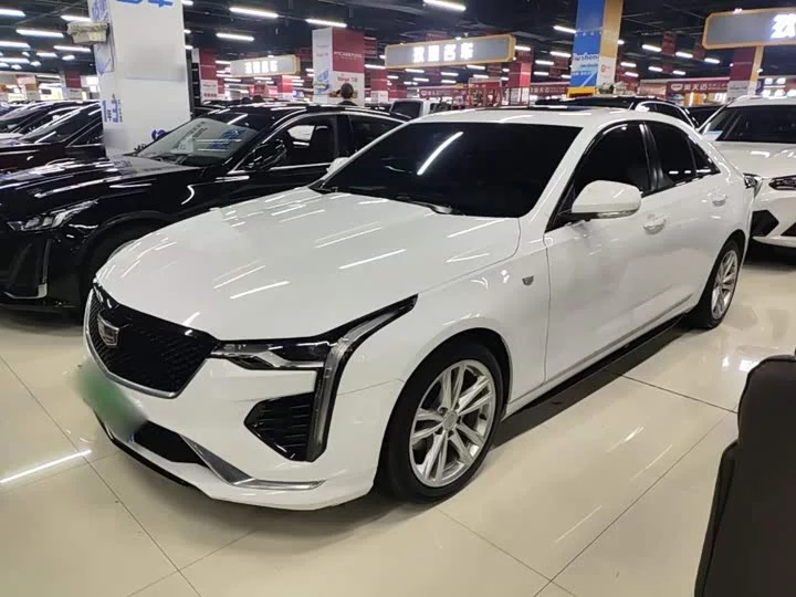 Cadillac CT4