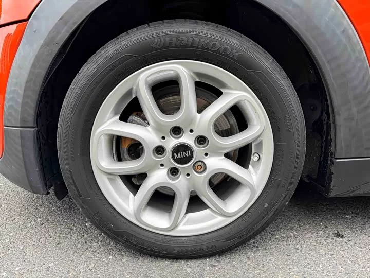 MINI 