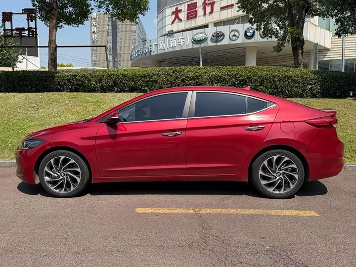 Hyundai lead