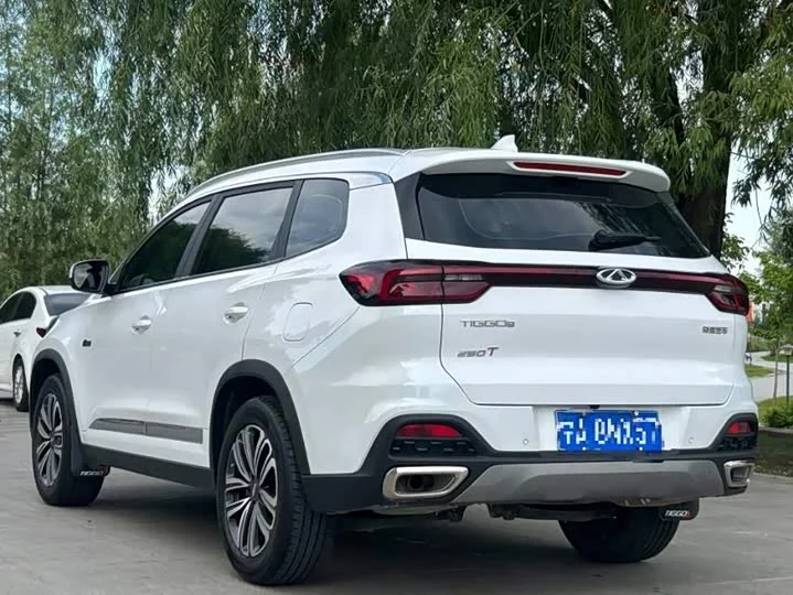 Chery Tiggo 8