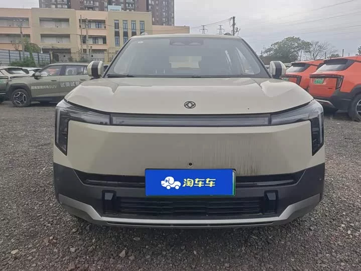 Dongfeng Nano 06
