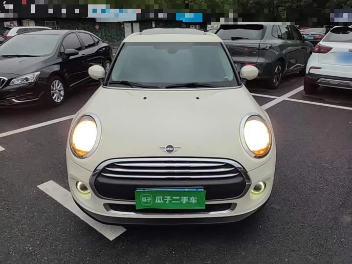 MINI 