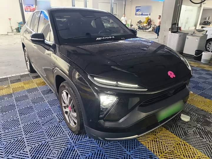 NIO EC6