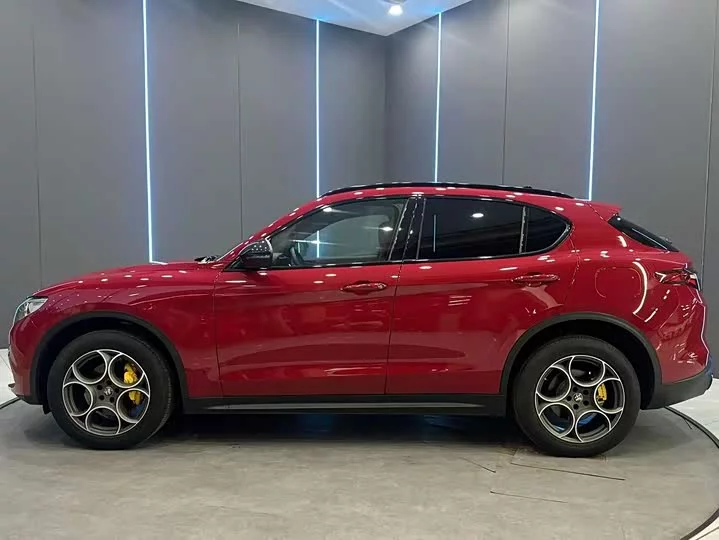 alfa romeo Stelvio