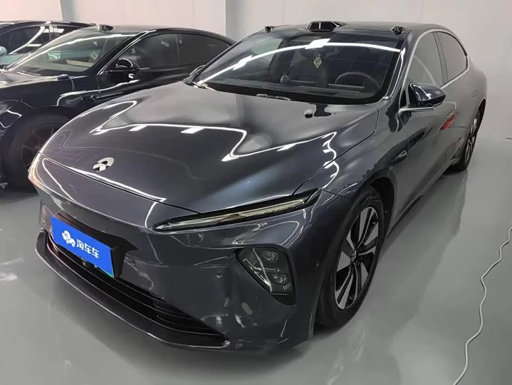NIO ET7