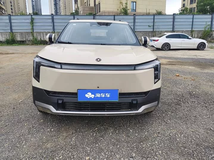 Dongfeng Nano 06