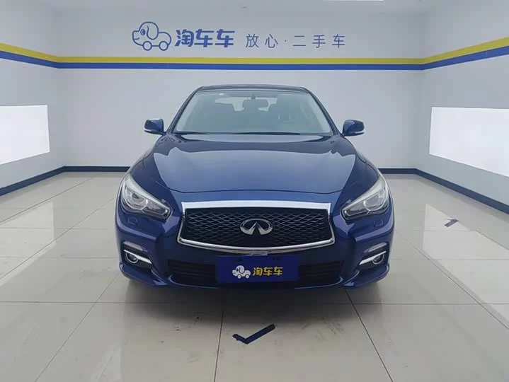 Infiniti Q50L