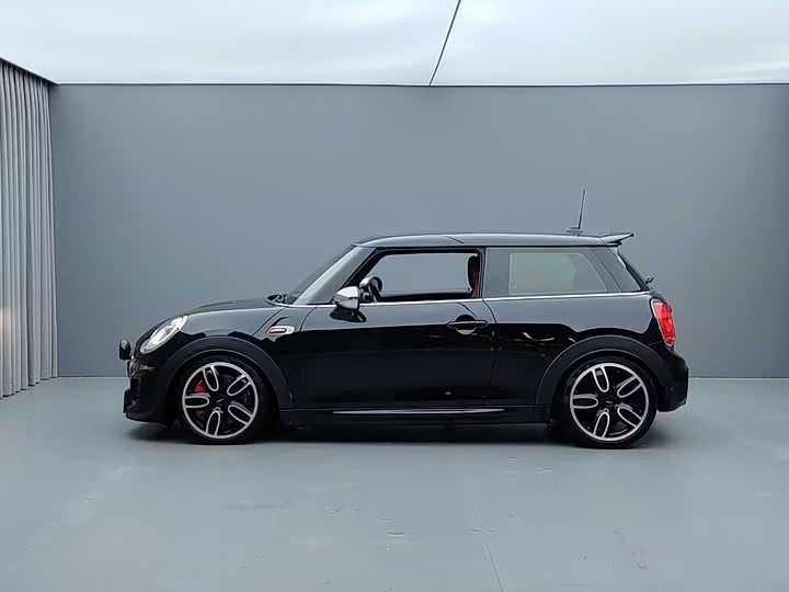 MINI JCW
