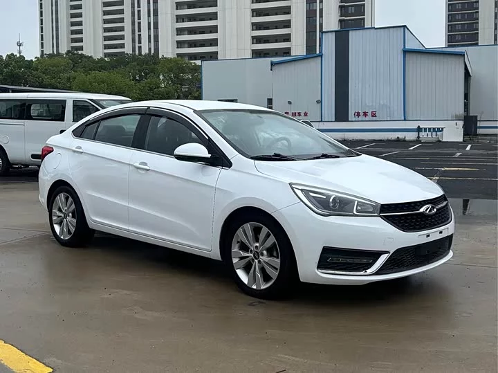 Chery Arrizo 5
