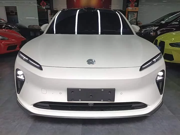 NIO ET5T