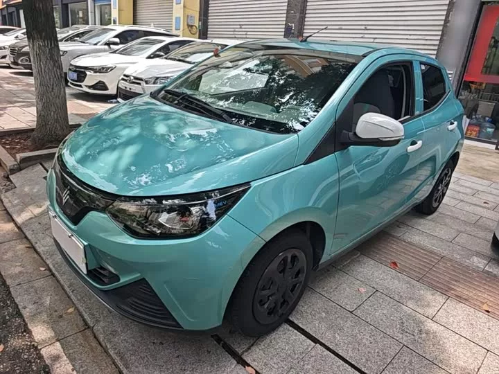 Jiangling Easy EV2
