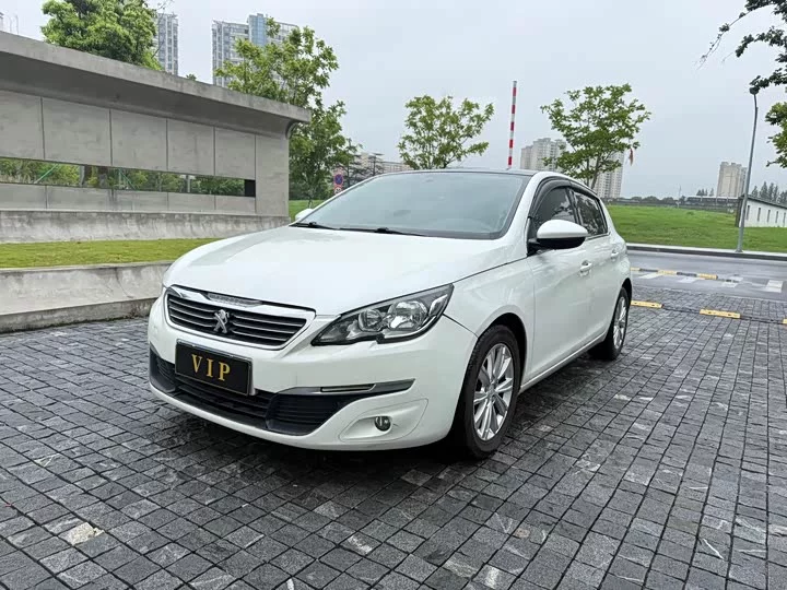 Peugeot 308S