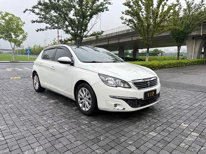 Peugeot 308S