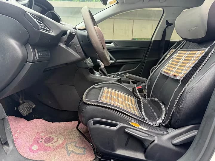 Peugeot 308S