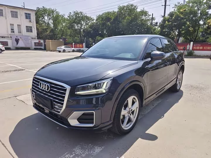 Audi Q2L