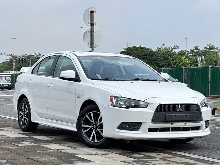 Mitsubishi Winged God