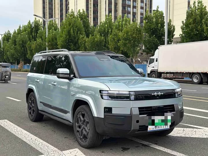 BYD Leopard Titanium 7
