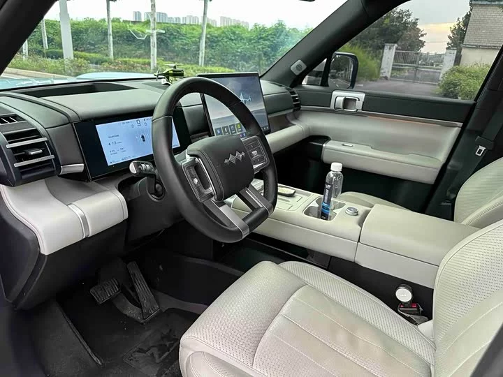 BYD Leopard Titanium 7