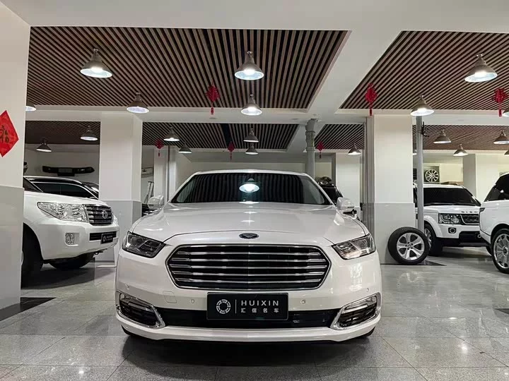 Ford Taurus