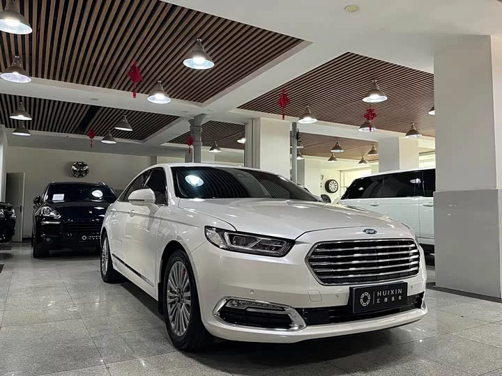 Ford Taurus