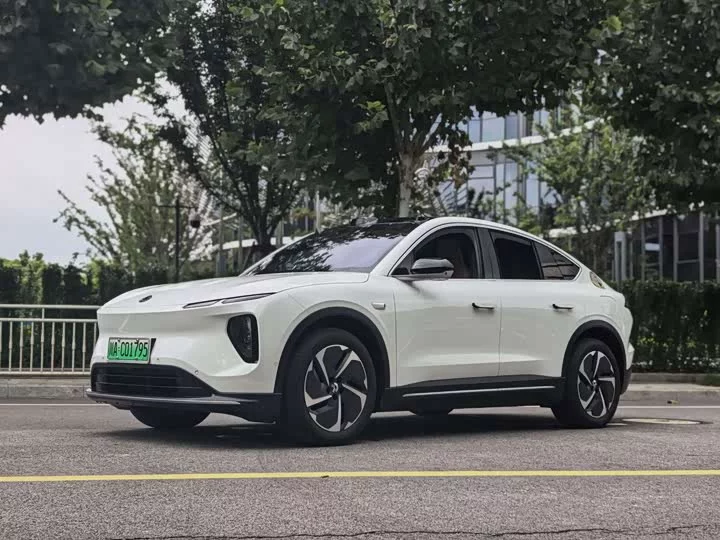 NIO EC6