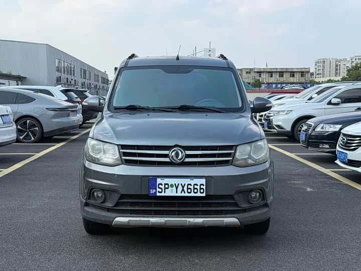 Dongfeng Fengon 360