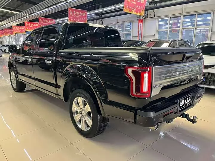 Ford F-150 Raptor