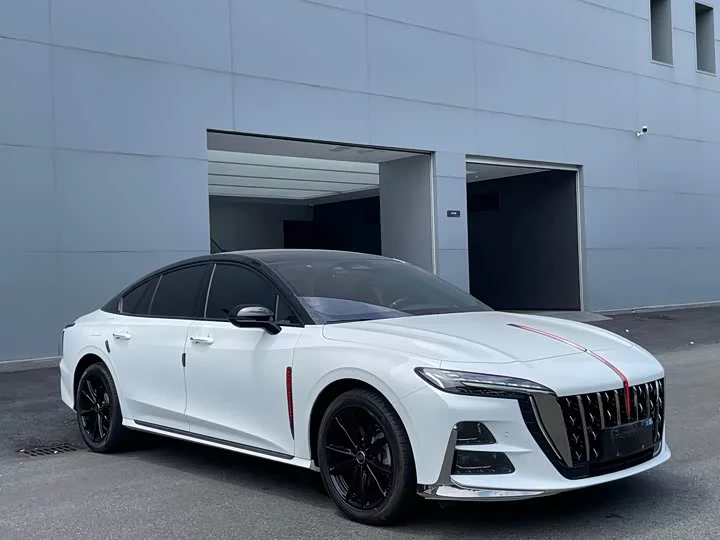 Hongqi H6