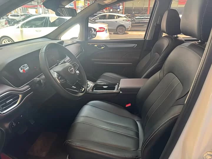 GAC Trumpchi M6