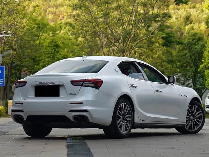 Maserati Ghibli