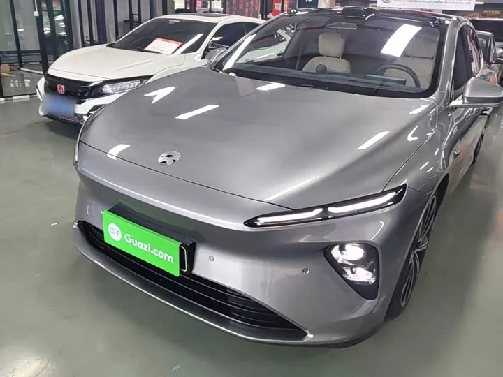 NIO ET7