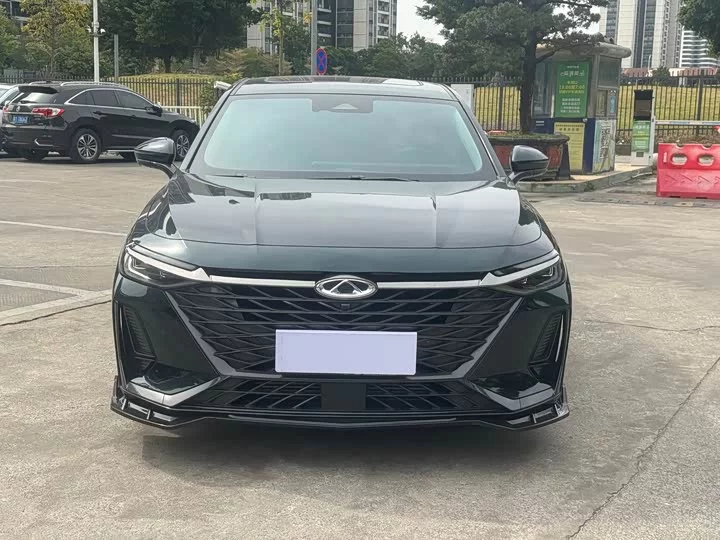 Chery Arrizo 8