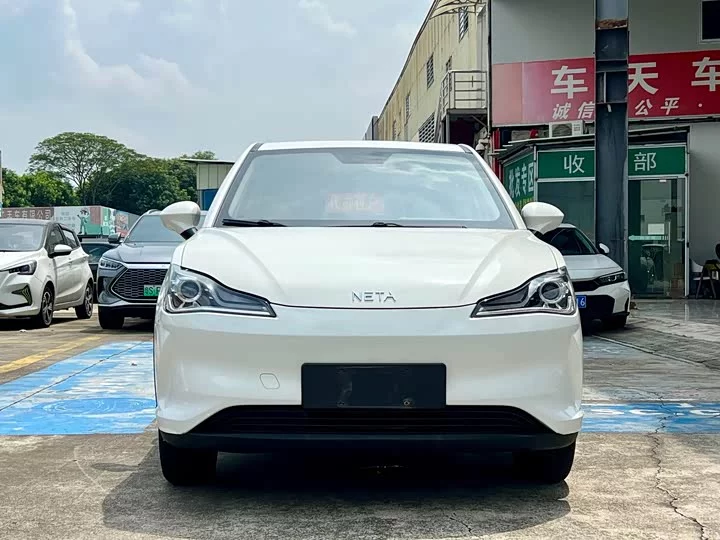 NETA Nezha V