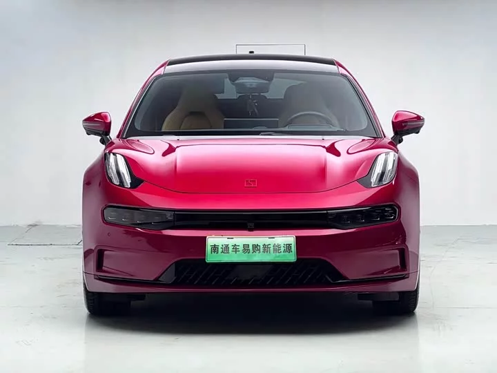 ZEEKR 001