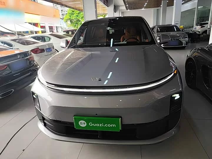 Li Ideal L6