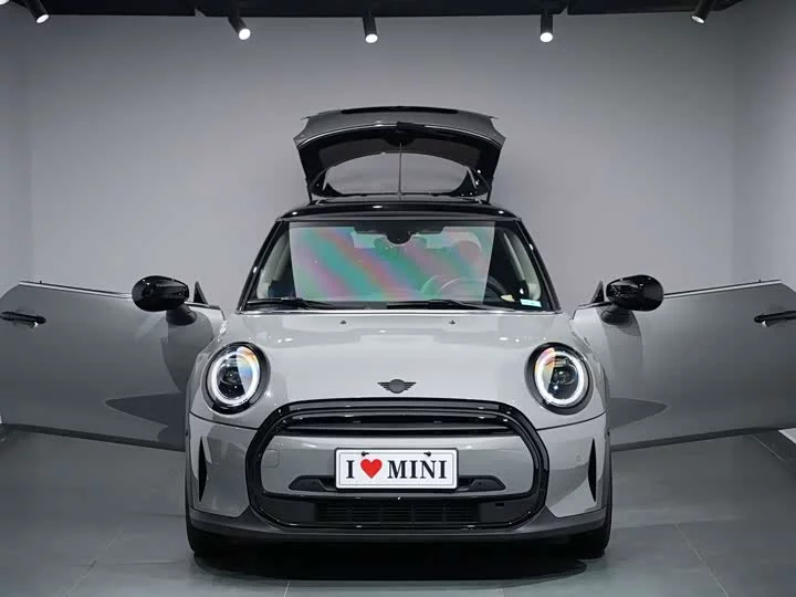 MINI 
