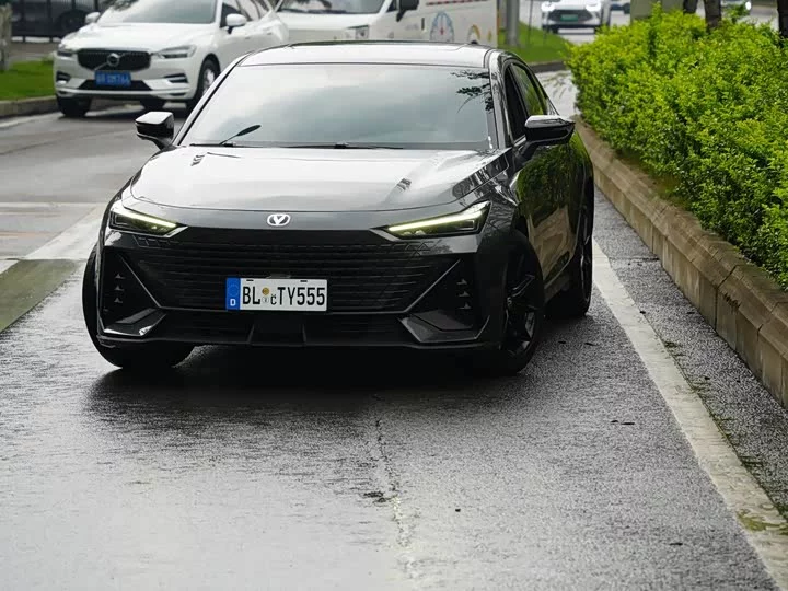 Changan UNI-V