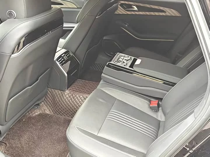 Hongqi H9