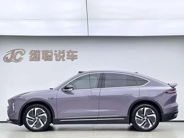 NIO EC6